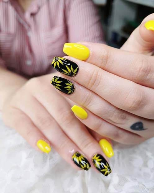 30 Attractive Sunflower Nails That Will Make Everyone Jealous - 225