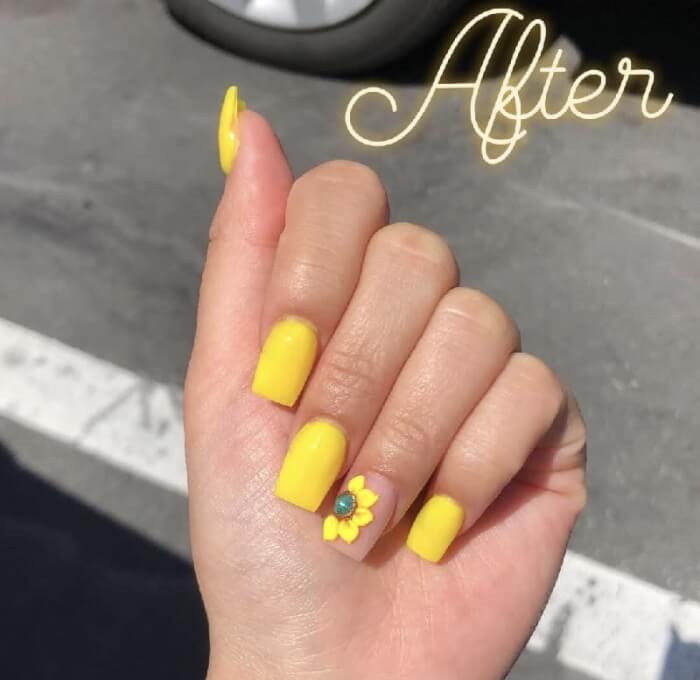 30 Attractive Sunflower Nails That Will Make Everyone Jealous - 193